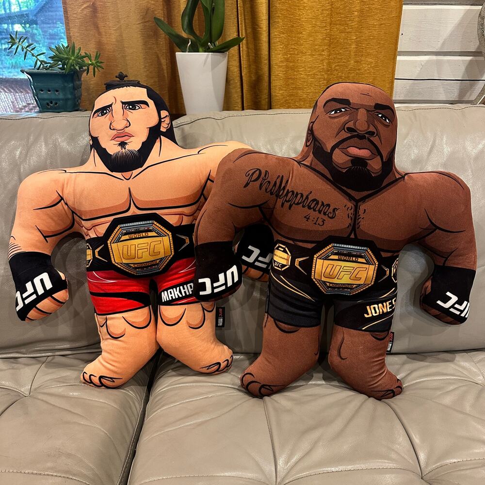 UFC BIG SHOTS Islam Makhachev & Jon Jones 22" Plush Pillow Bundle Like New
